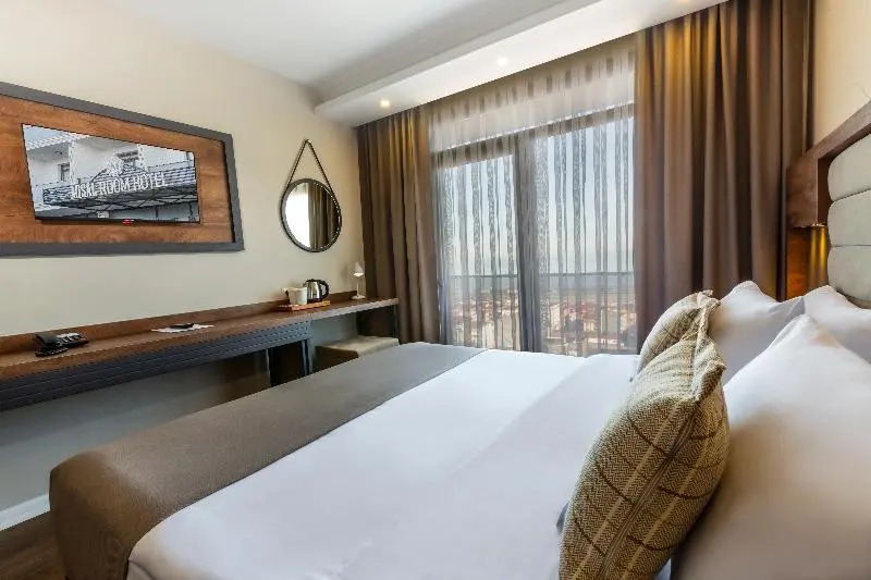 اتاق لوکس با چشم‌انداز دریا, Misal Hotel Trabzon
