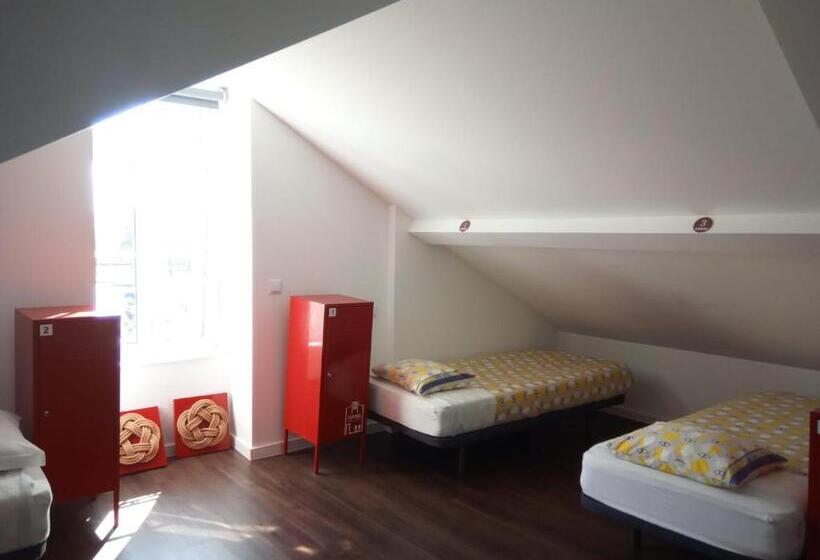 تختخواب در اتاق مشترک, Aveiro Rossio Hostel