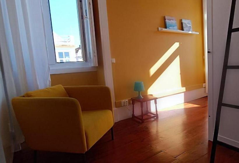 تختخواب در اتاق مشترک, Aveiro Rossio Hostel