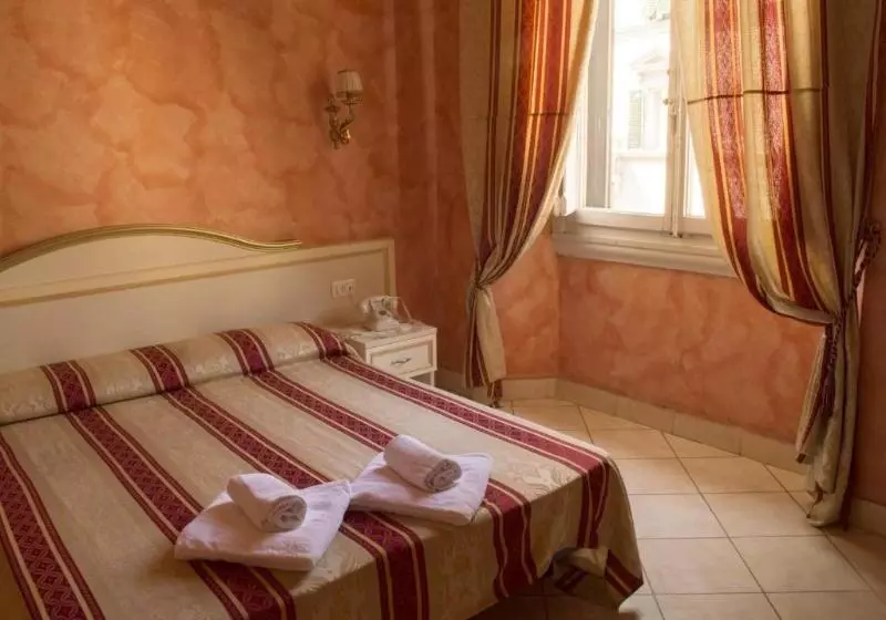 اتاق استاندارد چهار تخته, La Corte Dei Principi  Residenza D Epoca