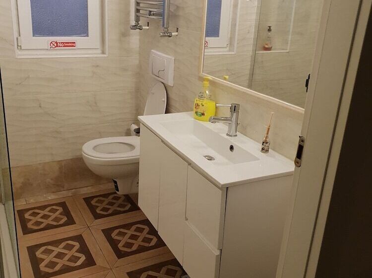 Quarto Standard Casa de Banho Partilhada, Souvenir