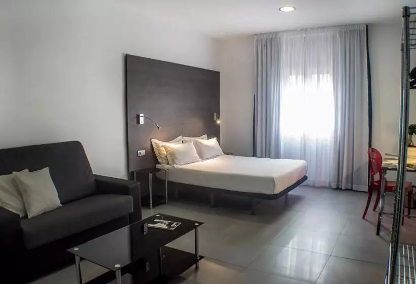 اتاق استاندارد, Quart Youth Hostel & Apartments
