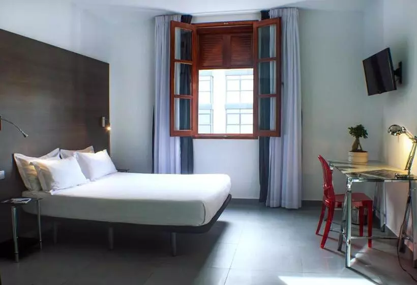 اتاق استاندارد, Quart Youth Hostel & Apartments