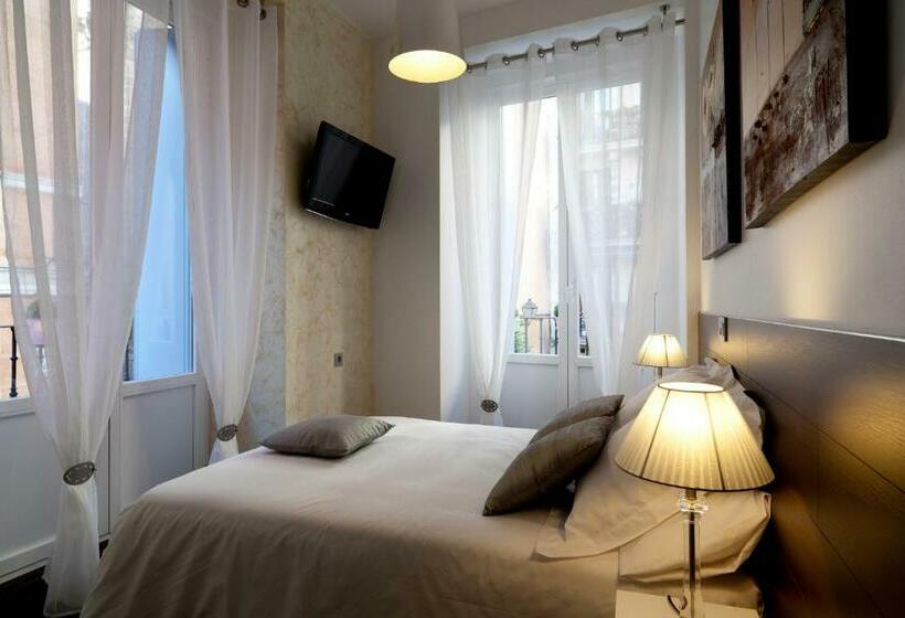 اتاق استاندارد, Thc Latina Hostel