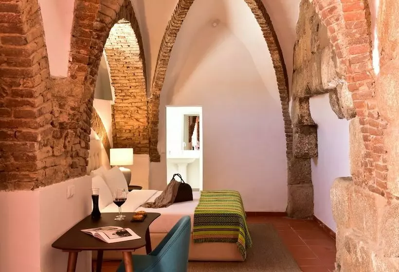 سوییت, Noble House Essence Évora by Unlock Hotels
