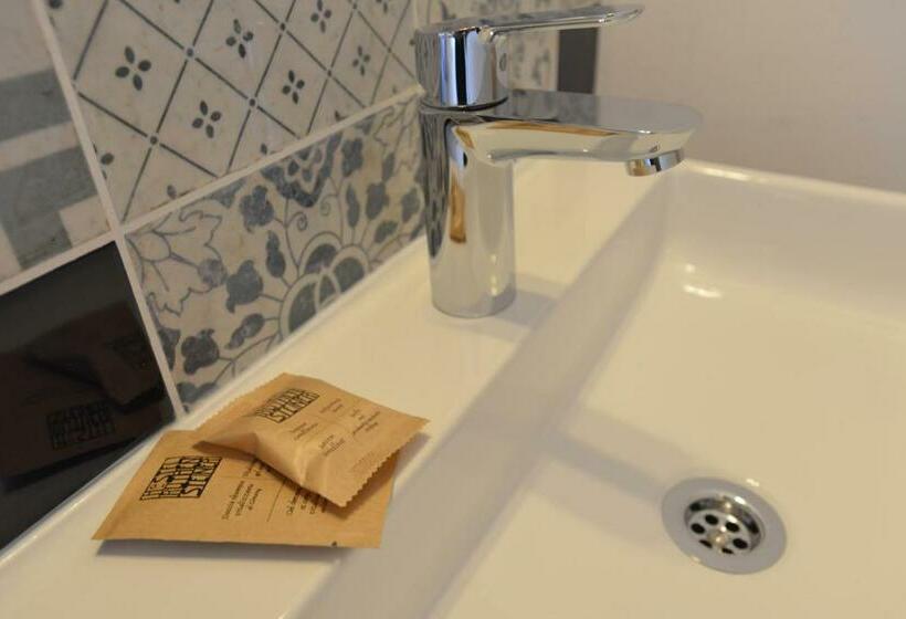 带共用浴室的标准房间, Vienna Hostel Ruthensteiner