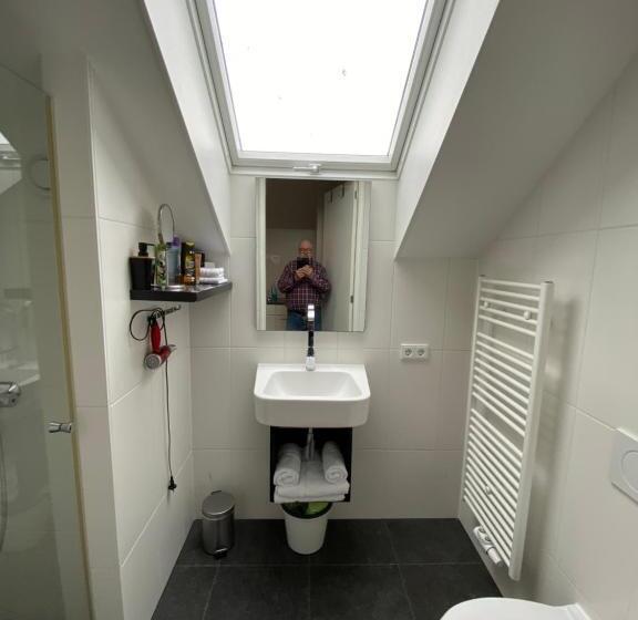 キングサイズベッドのスタンダードルーム, Bed And Breakfast Oomes Huus