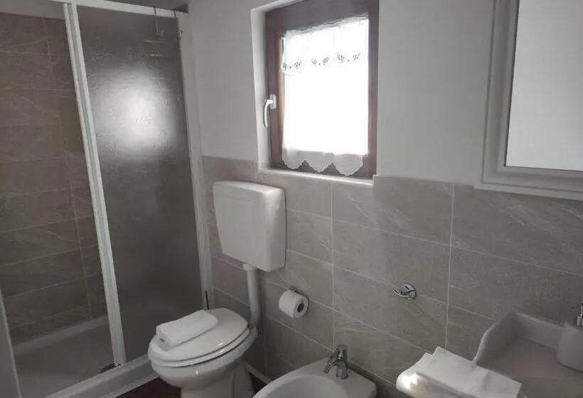 ２ベッドルームアパートメント, Albergo Diffuso Borgo Retrosi Di Amatrice