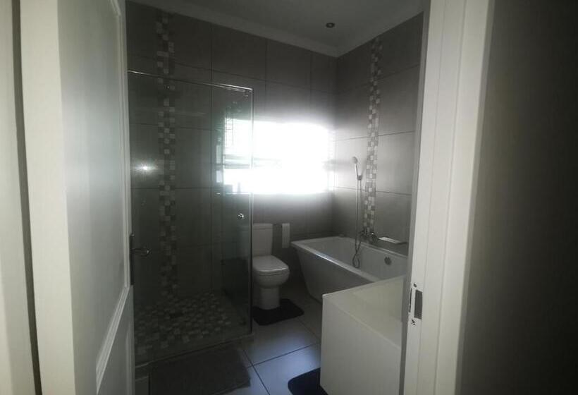 غرفة ديلوكس, Utopia Guest House