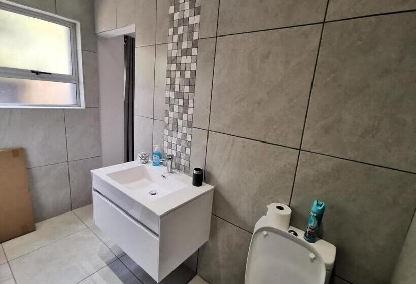 غرفة قياسية, Utopia Guest House