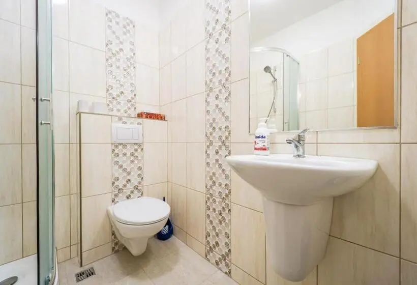 バルコニー付き１ベッドルームアパートメント, Villa Cubach