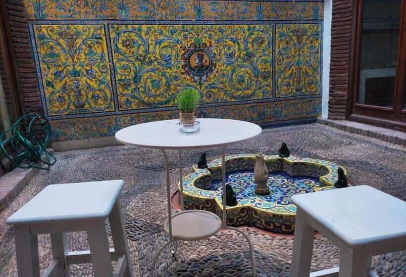 Standard room with outdoor bath, San Basilio´s Red House