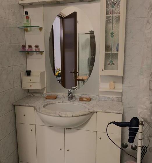 غرفة عائلية, Dimora Toscana