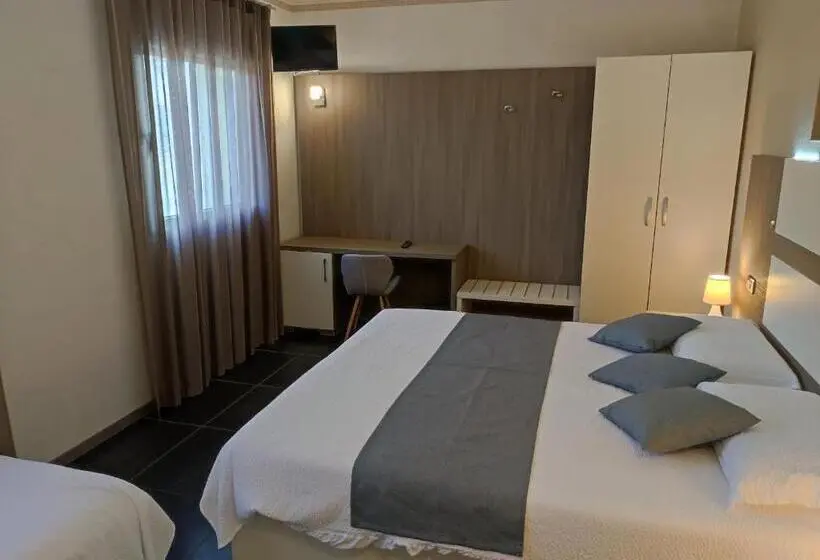 スーペリアールーム, Therra Lodge