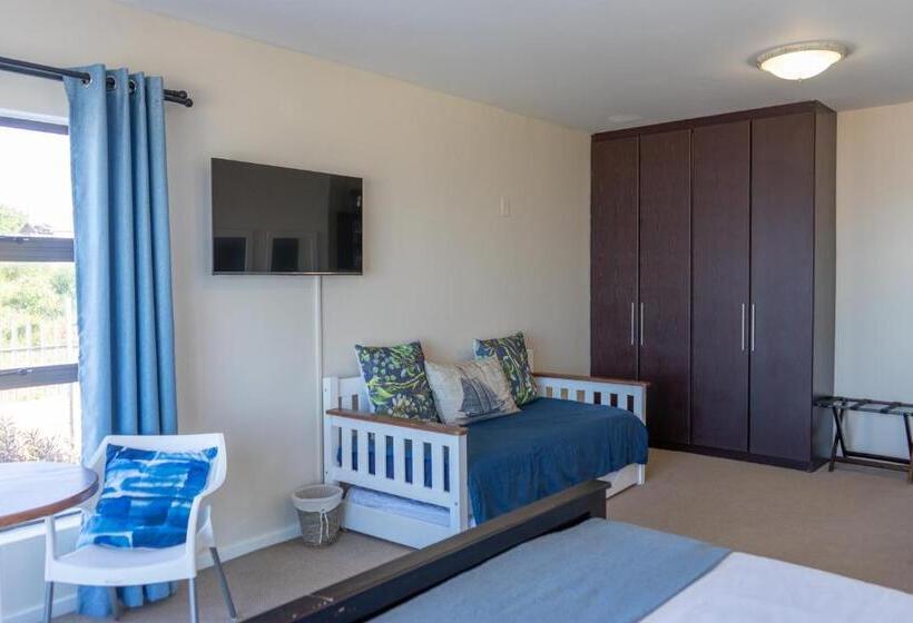 غرفة عائلية, Blue Star Villa