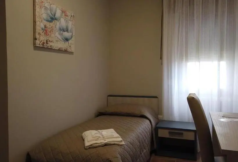 バスルーム共有のシングルスタンダード, B&b Al Belvedere