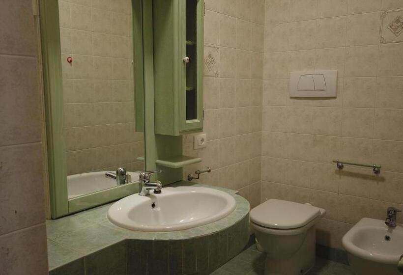 غرفة قياسية حمام مشترك, B&b Al Belvedere