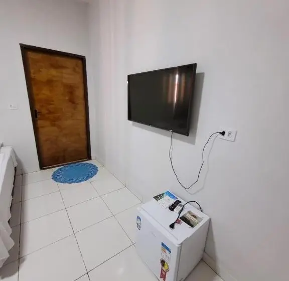 Standard Yhden Hengen Huone, Buriti