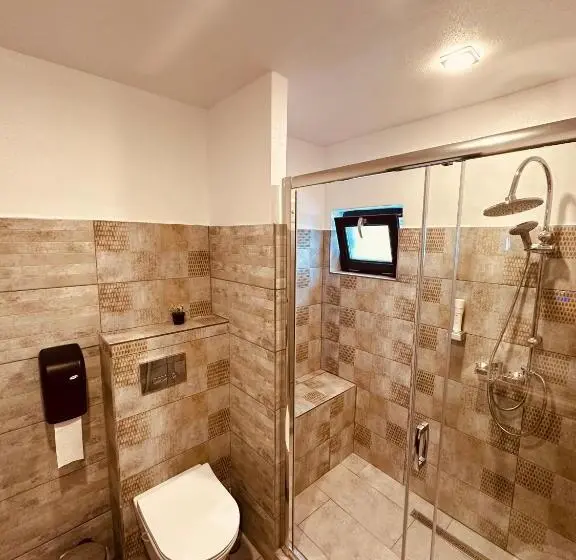 デラックストリプルルーム, Casa Yda