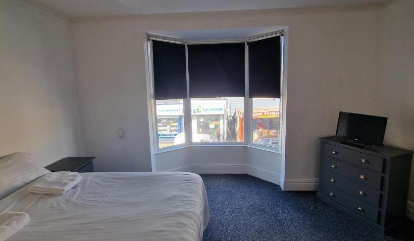 Номер Стандарт, Apartment In Central Doncaster
