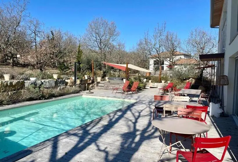 景色の見えるデラックスルーム, Maison D Hôtes De Charme Le Clos De La Fontaine Piscine & Spa