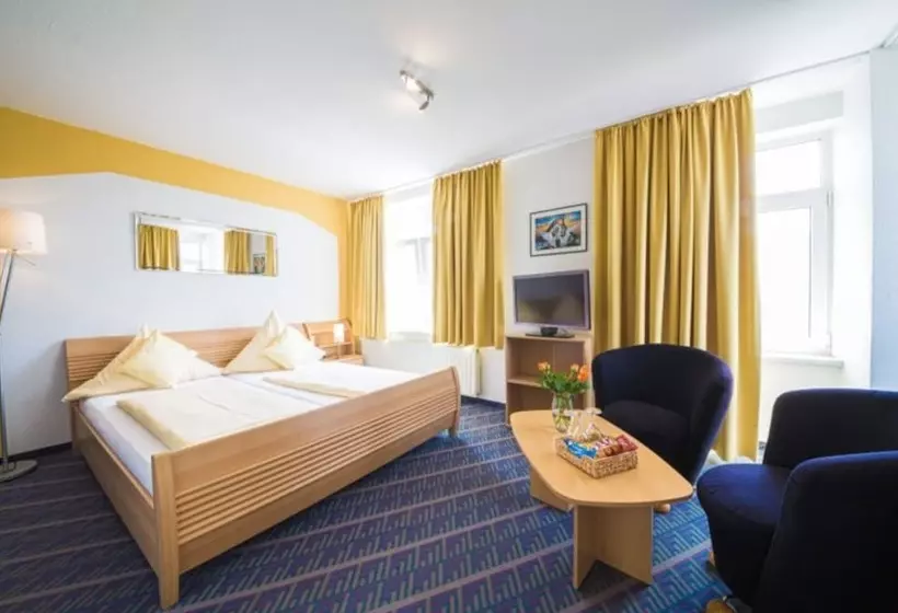 اتاق استاندارد, Europa Hotel Garni Free Parking