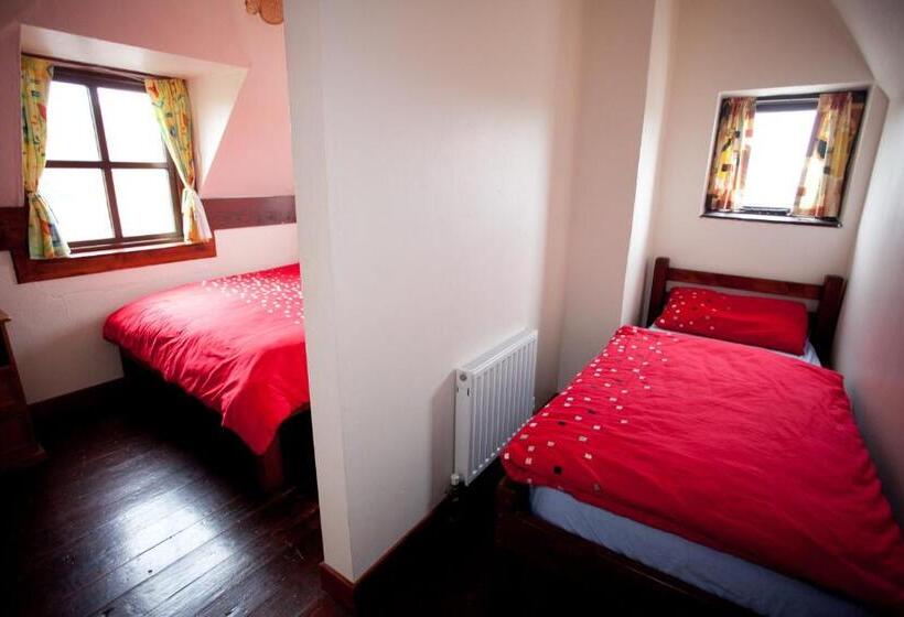 غرفة ديلوكس عائلية, Aille River Tourist Hostel And Camping Doolin