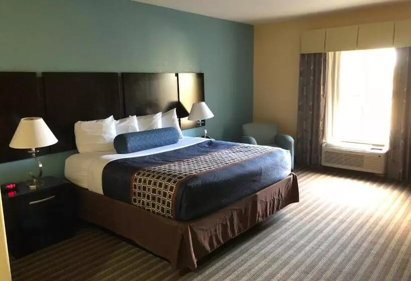 キングサイズベッドのスタンダードルーム, Best Western Plus Goodman Inn & Suites