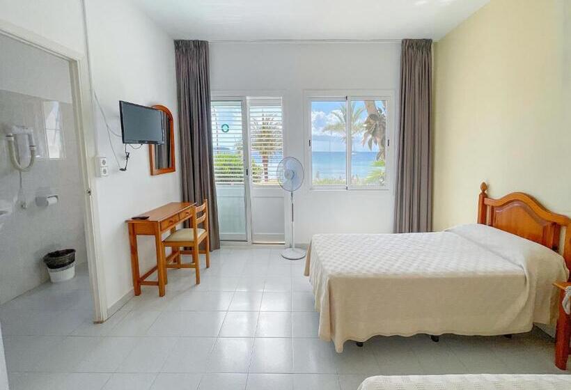 オーシャンビュースタンダードルーム, Figueretes