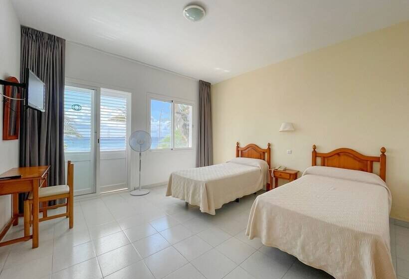 オーシャンビュースタンダードルーム, Figueretes