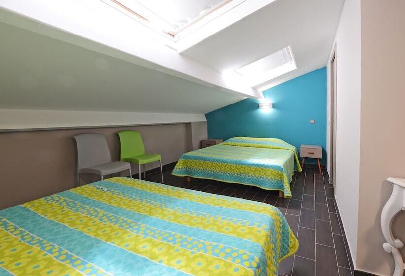 4인용 스탠다드 룸, Hôtel La Palma