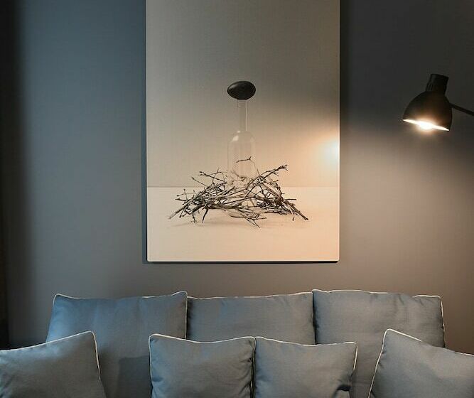 سوییت جونیور, The Poet