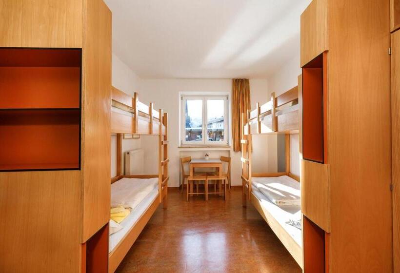 غرفة قياسية رباعية حمام مشترك, Jugendherberge Garmisch Partenkirchen   Membership Required!