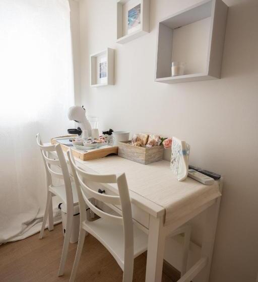 Habitació Estàndard, Exclusives