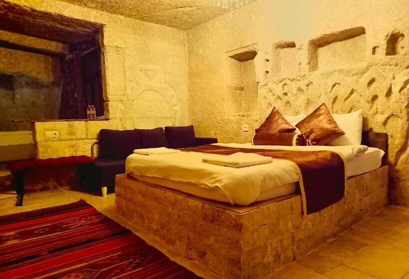 جناح سرير كينج, Stone Age Cappadocia