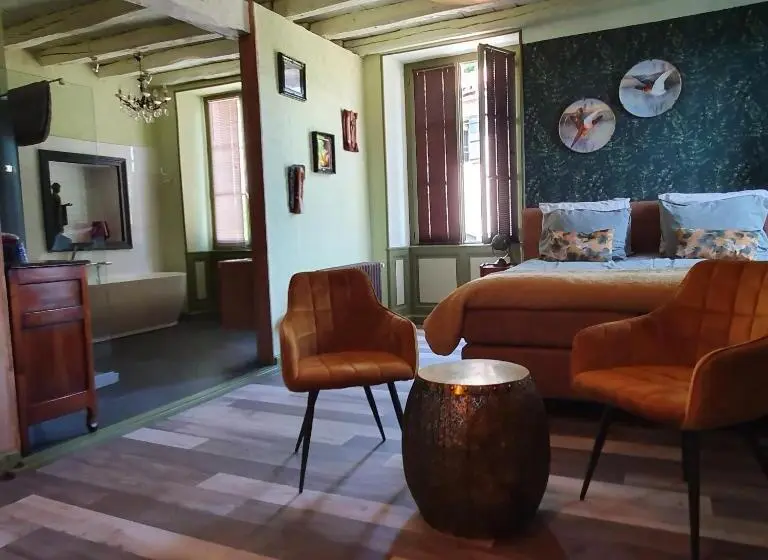 デラックスルーム, Maison Fossemagne
