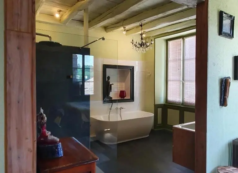 デラックスルーム, Maison Fossemagne