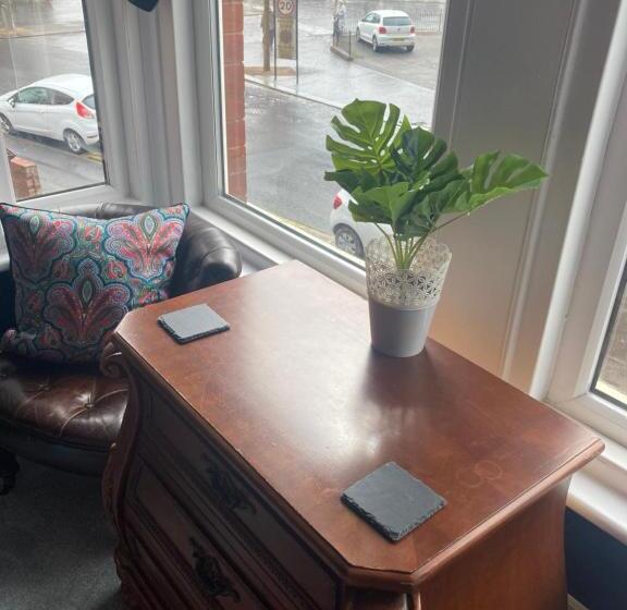 デラックスファミリールーム, Greyfriars Guest House