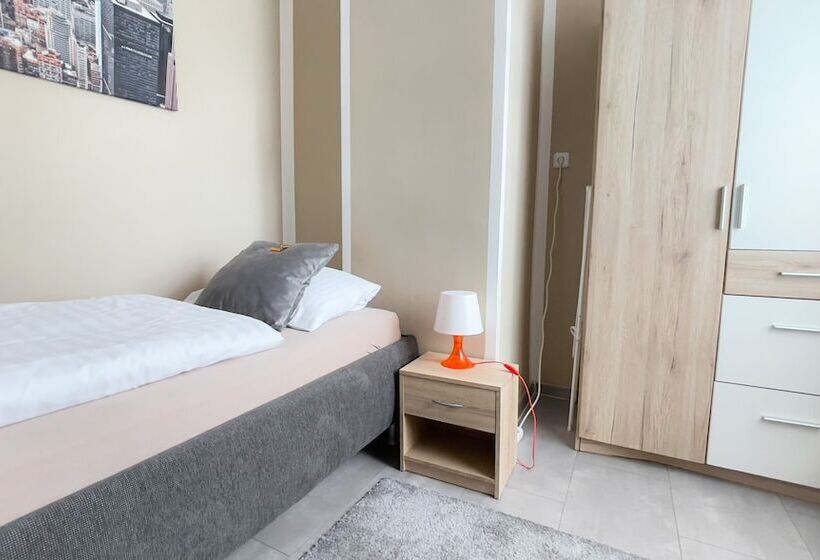 اتاق استاندارد یک تخته با سرویس بهداشتی مشترک, Motel Daria Hennigsdorf Berlin