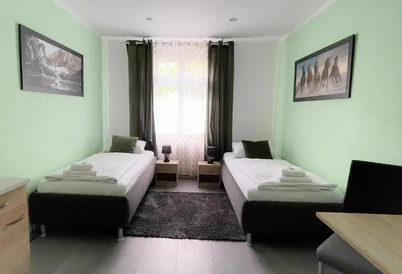 スーペリアールーム, Motel Daria Hennigsdorf Berlin
