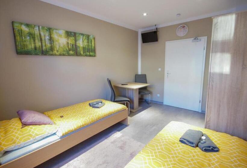 חדר סטנדרט חדר אמבטיה משותף, Motel Daria Hennigsdorf Berlin