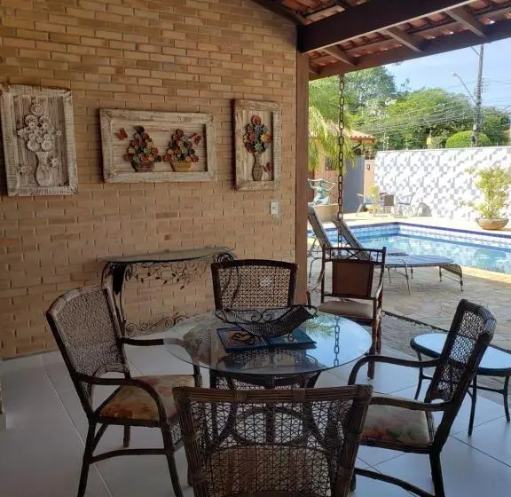اتاق لوکس, Suítes Verano Ubatuba   Bairro Itaguá   Com Piscina