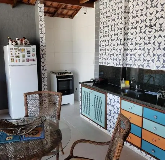 اتاق لوکس, Suítes Verano Ubatuba   Bairro Itaguá   Com Piscina