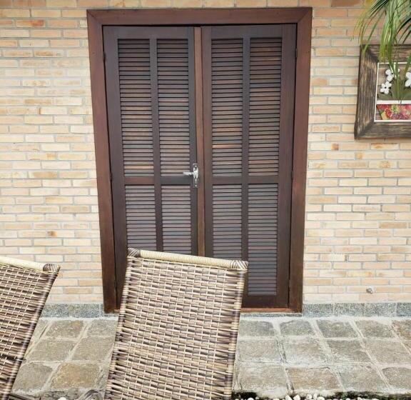 デラックスルーム, Suítes Verano Ubatuba   Bairro Itaguá   Com Piscina