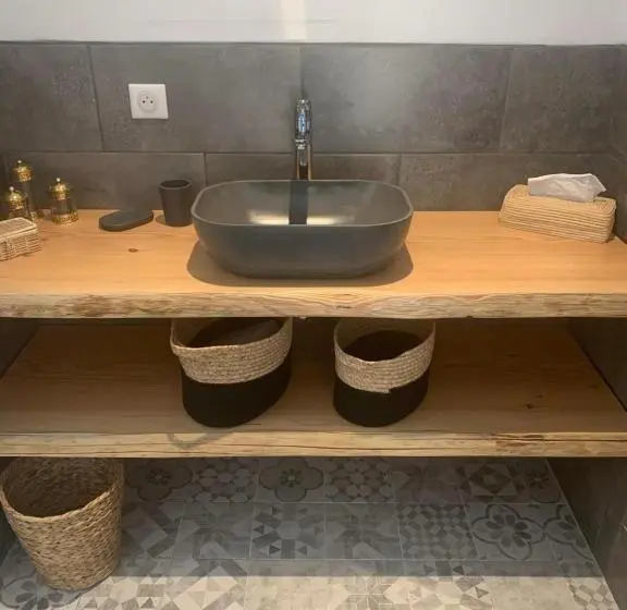 Chambre Standard Vue Jardin, Le Cabanon De Val