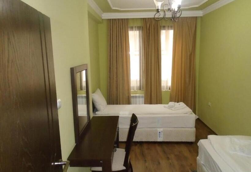 침실 2개 아파트, Bulgari Melnik