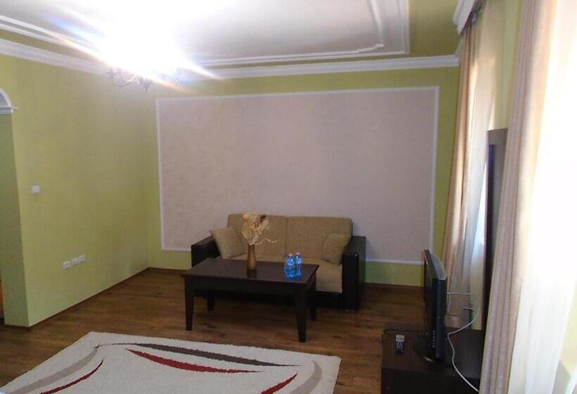 침실 2개 아파트, Bulgari Melnik