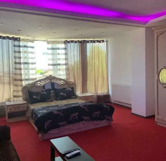 Standard-huone, Karra Hotels