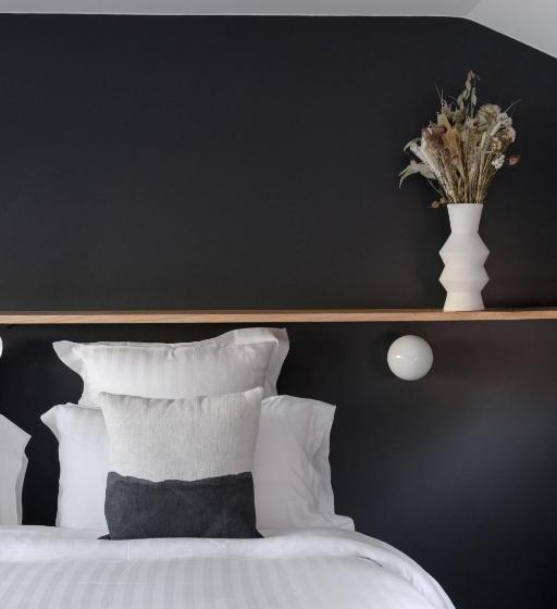 Номер Стандарт, La Peniche   Bed And Bicycle   Tournon