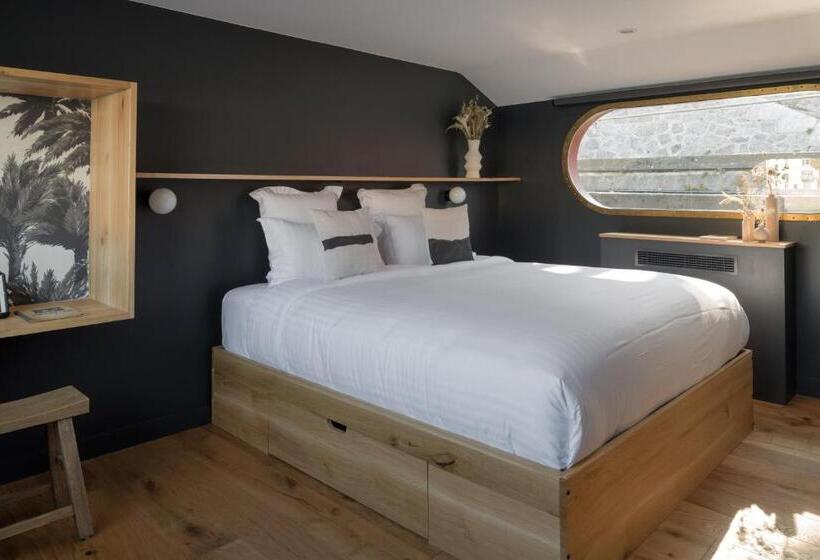 标准间, La Peniche   Bed And Bicycle   Tournon